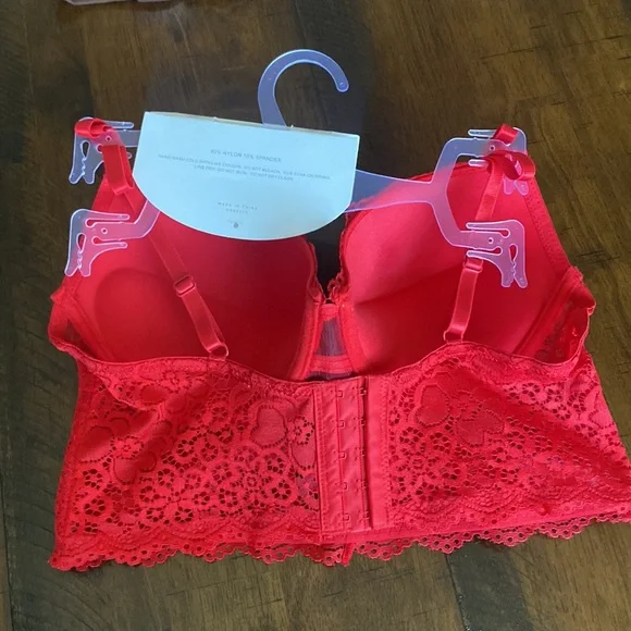 Red Black Floral Lace Bra Set - Picture 7 of 12